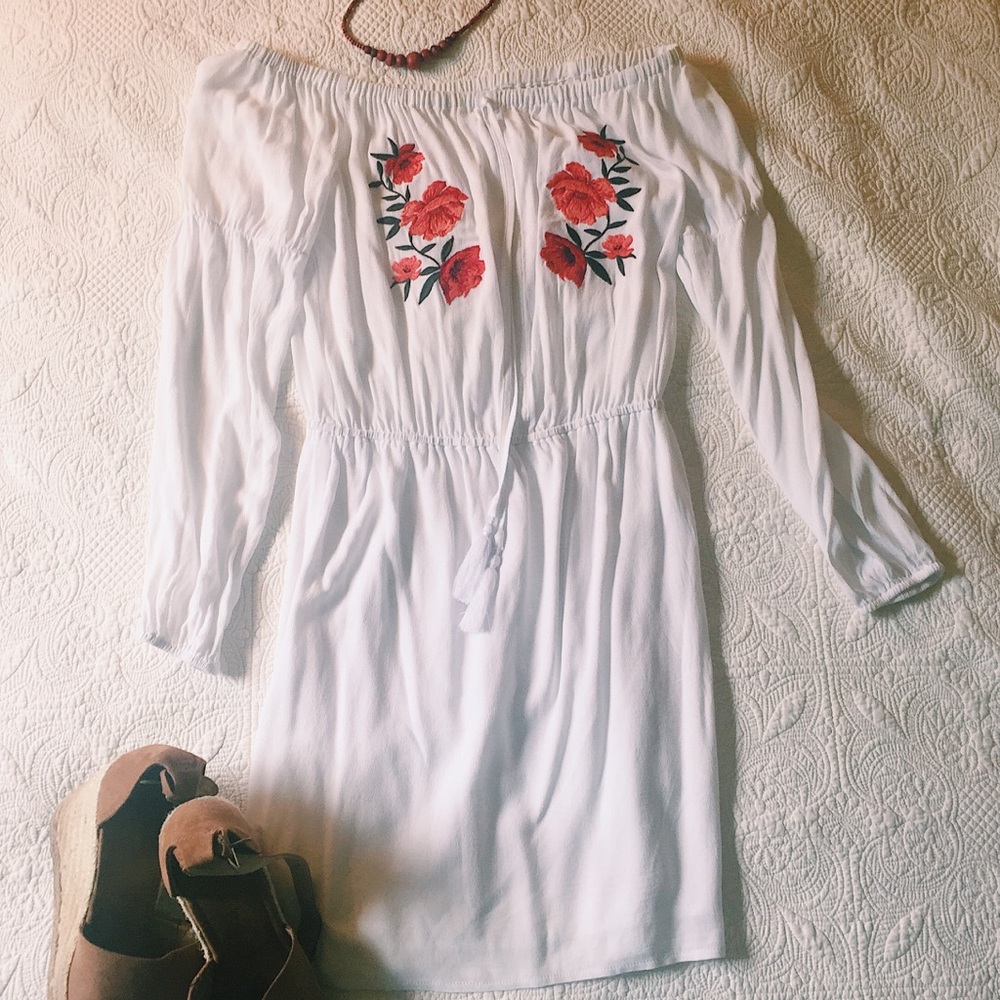 Pacsun White Embroidered Dress